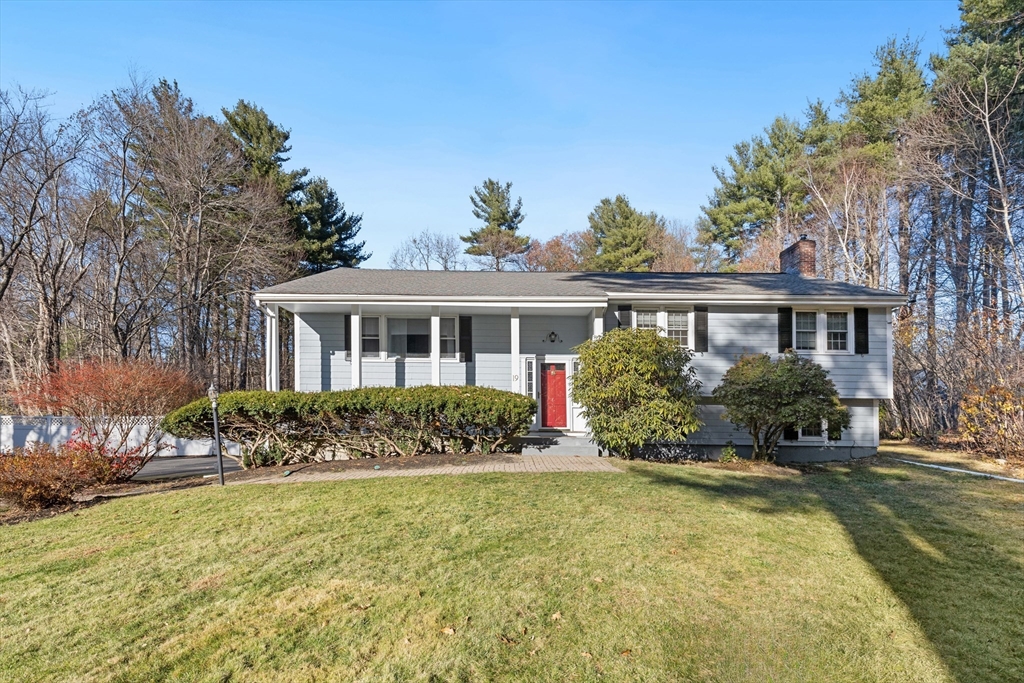 
                                                                             Andover                                
                                    , MA - $899,000